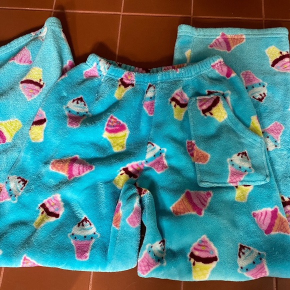 FUZZY ice cream sweatpants - Picture 1 of 3